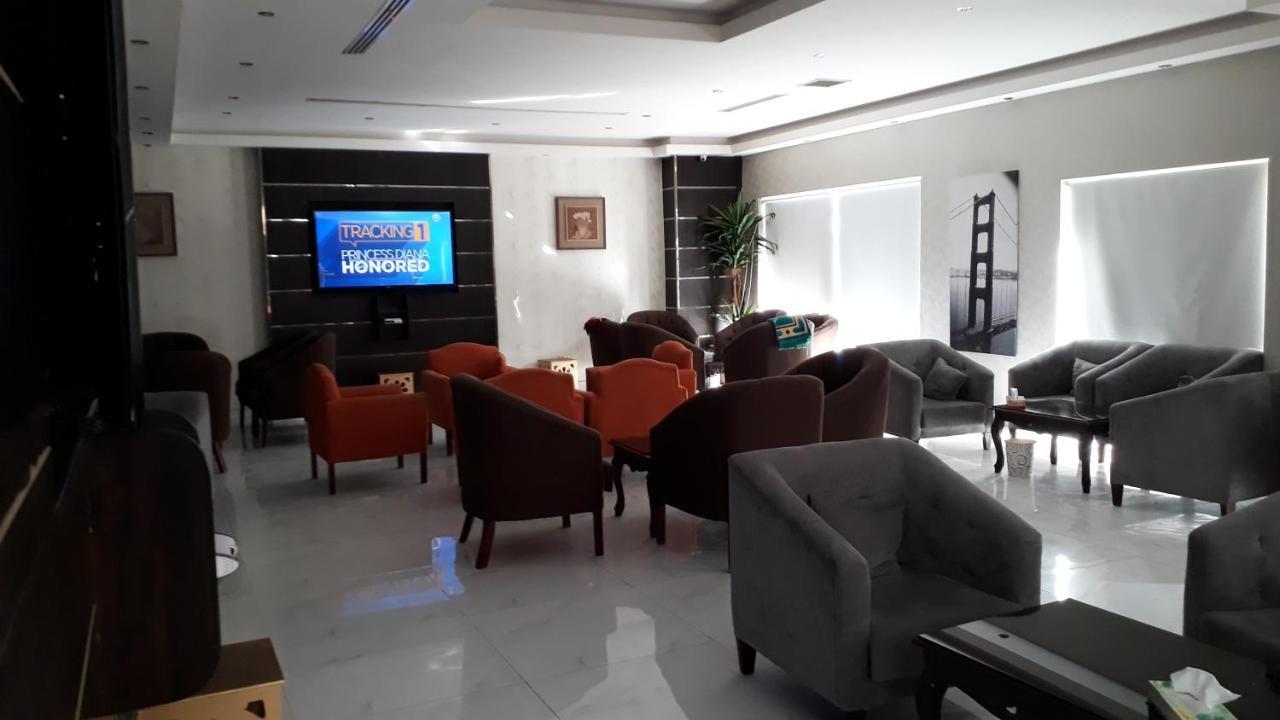 Aparthotel Al Raha Garden Suites